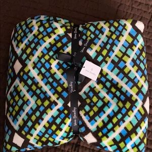 Vera Bradley throw -blue/green geometric